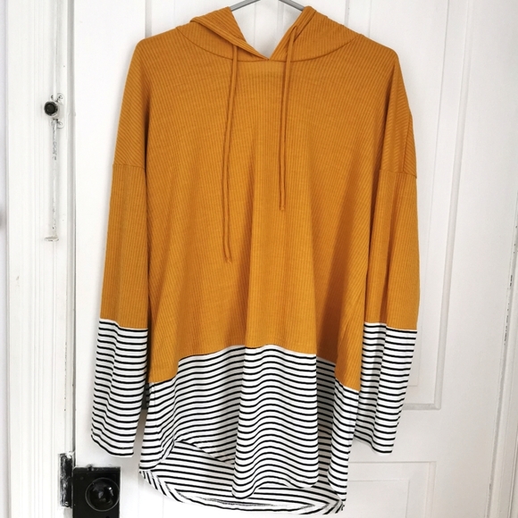 SHEIN Tops - Shein 2XL Hoodie